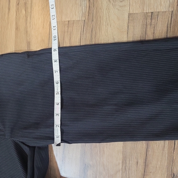 VANHEUSEN Boys' Black Pinstripe Flat Front Polyester Rayon Dress Pants - 16 Slim - Picture 14 of 16